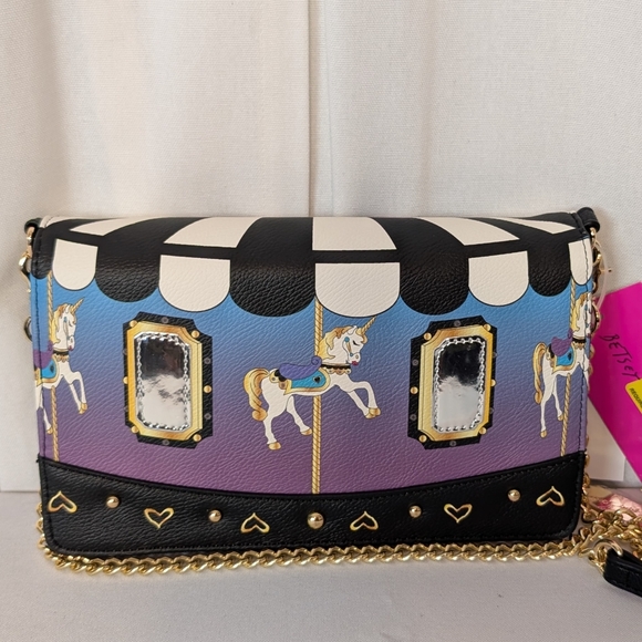 Betsey Johnson Novelty Carousel Themed Crossbody NWT - Picture 1 of 13